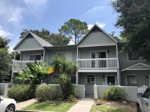 Pickwick Park Condo